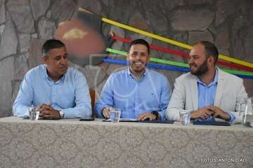 Pregón de La Viña a cargo del alcalde de Telde y actuación del humorista Maestro Florido (Foto Antonio Alí y TA)